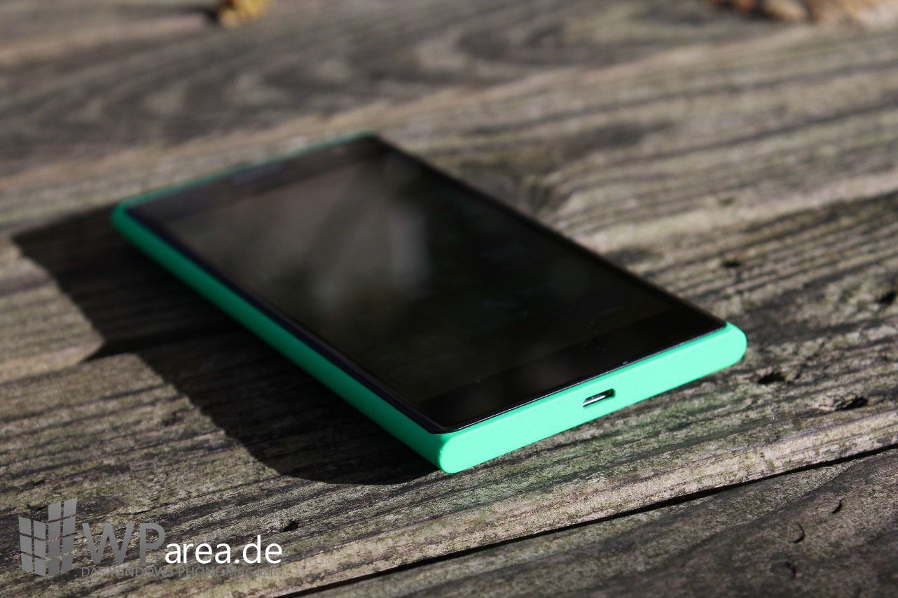 Lumia Lumia 735 grün green review front bottom
