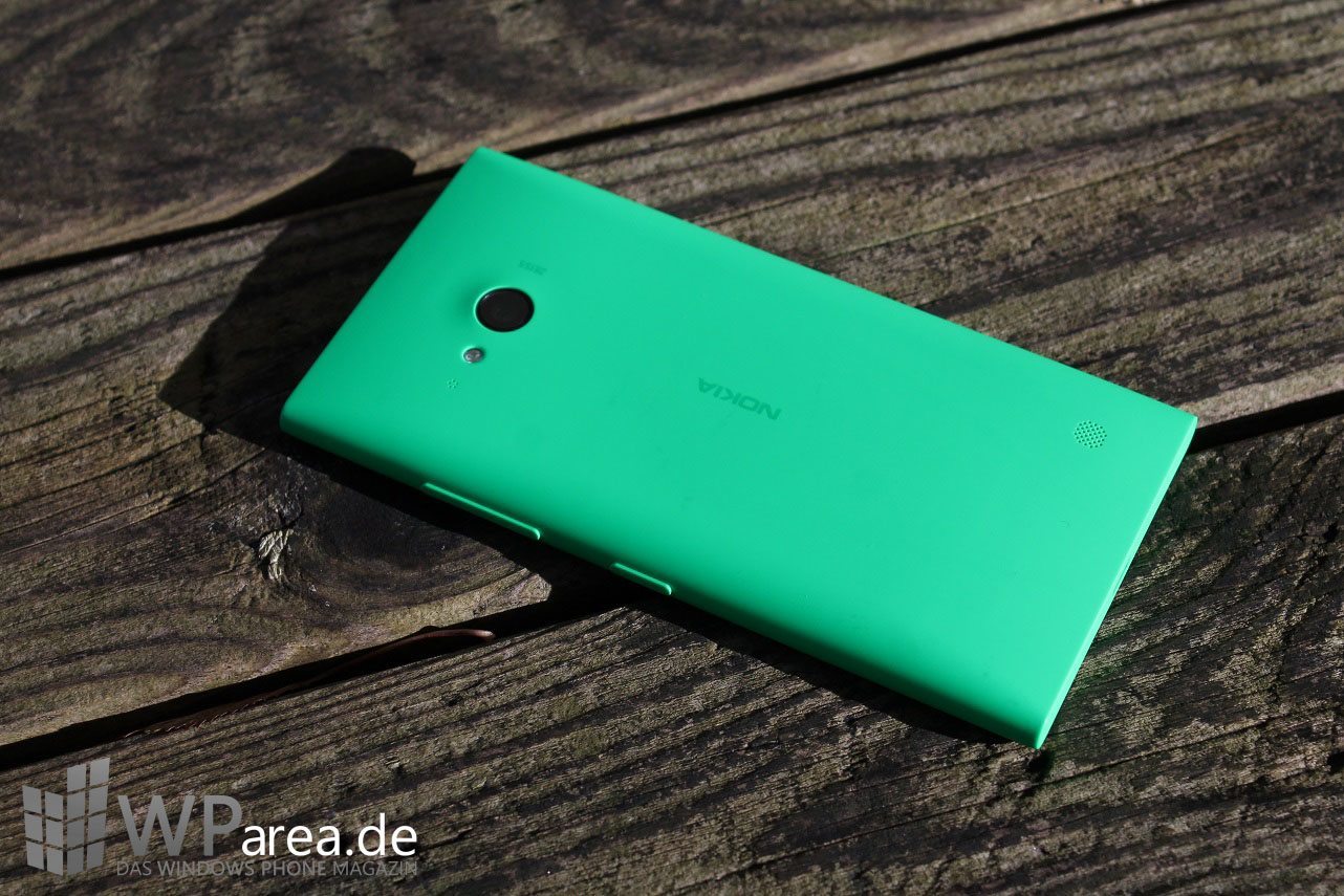 Lumia Lumia 735 grün green review back 2