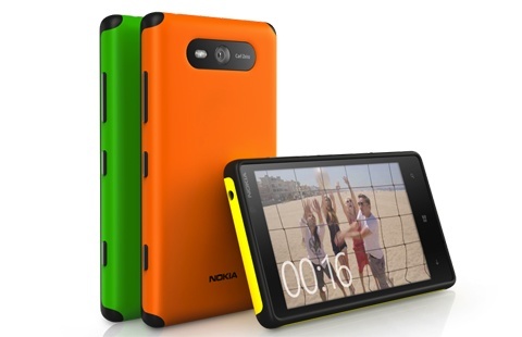 Q&A zum Nokia Lumia 820 gibt kleine Details preis