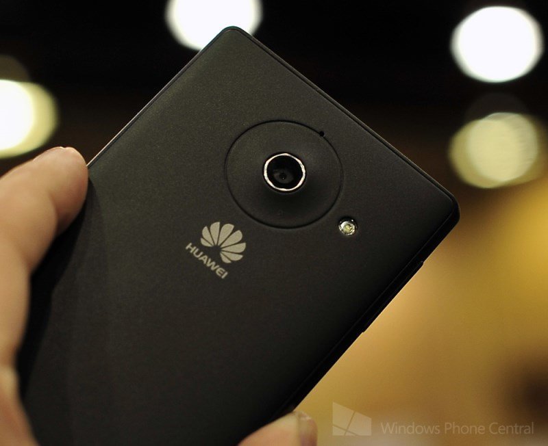 [Update: Preis und Verfügbarkeit] Huawei Ascend W1 vorgestellt und erste Hinweise auf ein 6,1 Zoll WP8-Smartphone