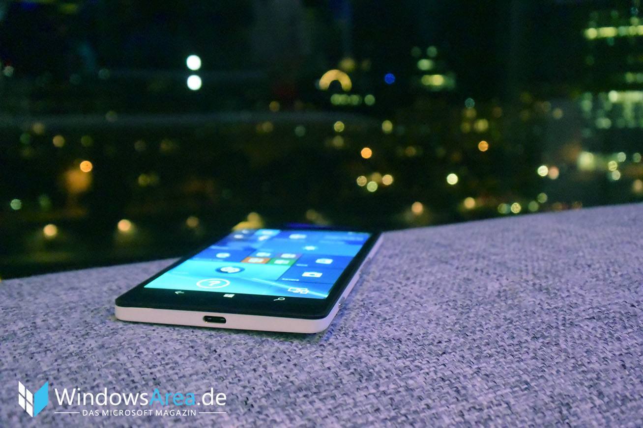 Microsoft Lumia 950 und 950 XL Hands-On: "Smartphone as a Service"