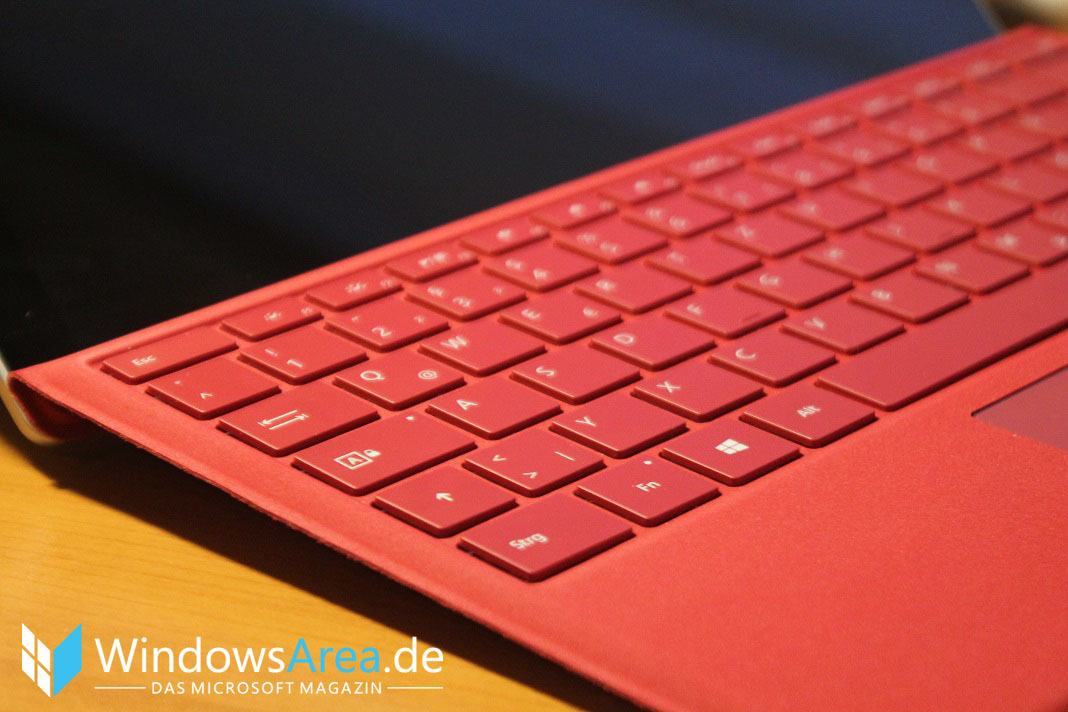 Microsoft Surface Pro 4 type cover
