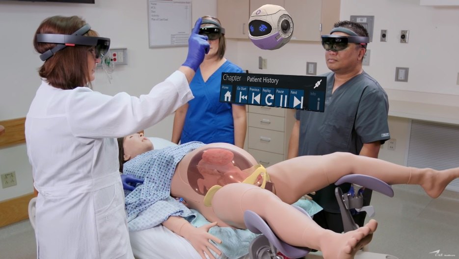 CAE LucinaAR - Geburten-Trainingssimulator für HoloLens